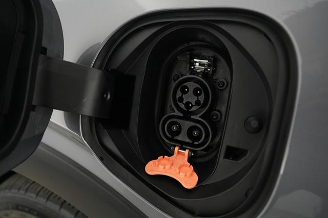 2023 Chevrolet Bolt EUV — photo 8 of 19