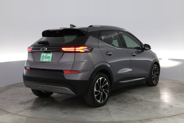 2023 Chevrolet Bolt EUV — photo 2 of 19