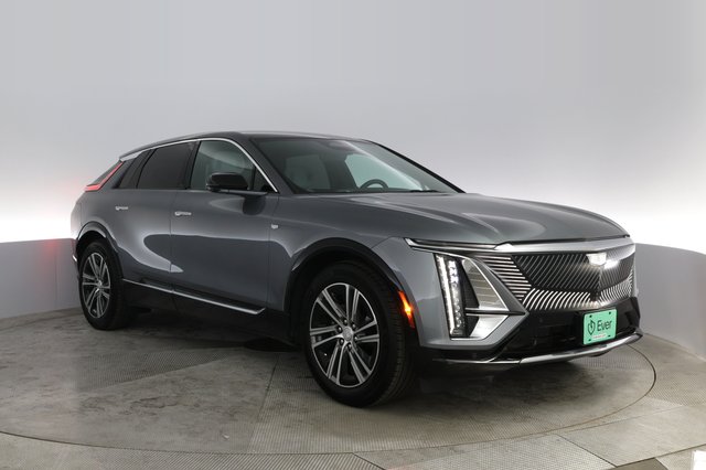 2023 Cadillac LYRIQ — photo 12 of 21
