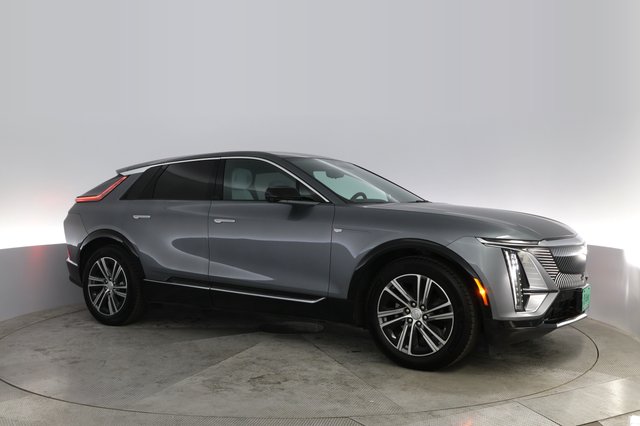 2023 Cadillac LYRIQ — photo 10 of 21