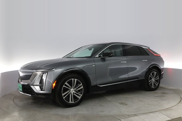 2023 Cadillac LYRIQ — photo 11 of 21