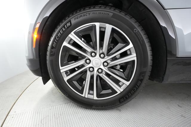 2023 Cadillac LYRIQ — photo 7 of 21