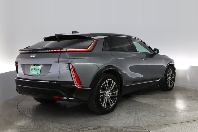 2023 Cadillac LYRIQ — photo 2 of 21