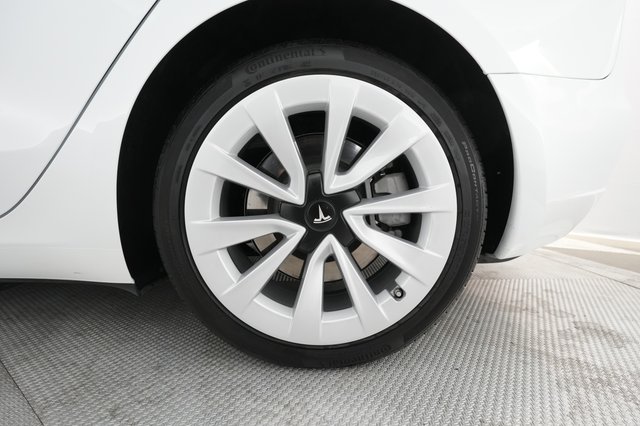 2023 Tesla Model 3 — photo 19 of 26