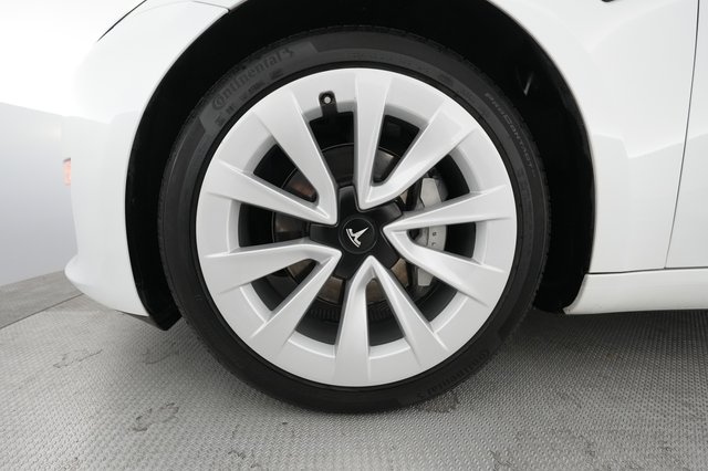 2023 Tesla Model 3 — photo 7 of 26