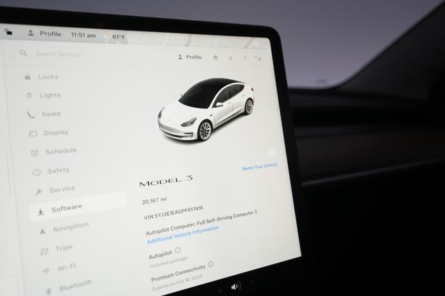 2023 Tesla Model 3 — photo 5 of 26