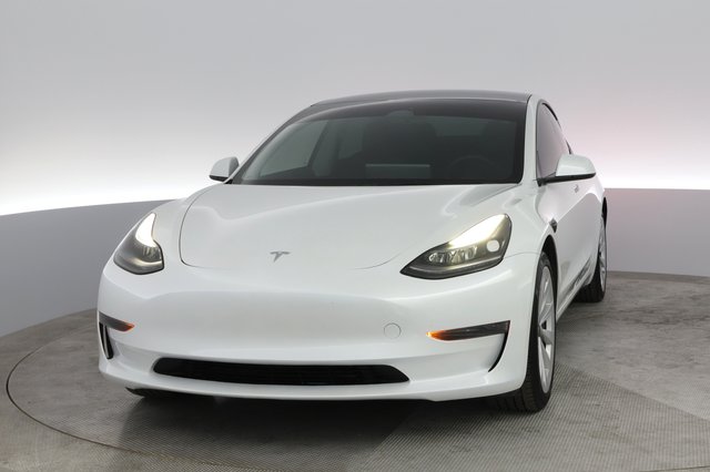 2023 Tesla Model 3 — photo 16 of 26