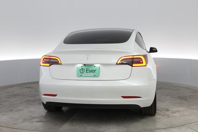 2023 Tesla Model 3 — photo 10 of 26