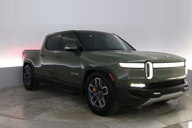 2022 Rivian R1T — photo 6 of 24