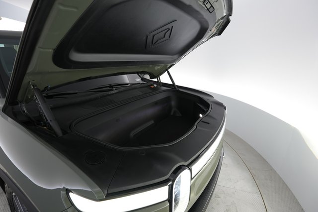 2022 Rivian R1T — photo 20 of 24