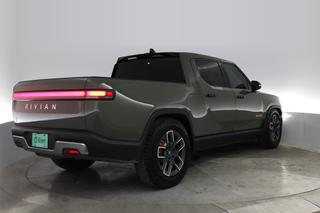 2022 Rivian R1T — photo 2 of 24