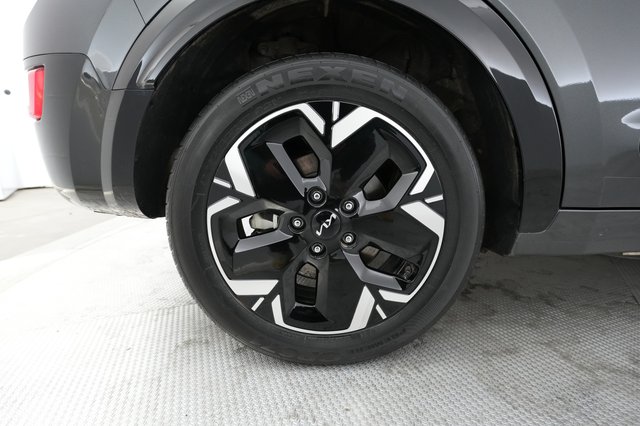 2023 Kia Niro EV — photo 15 of 21