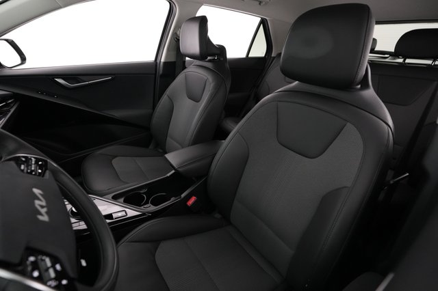 2023 Kia Niro EV — photo 3 of 21