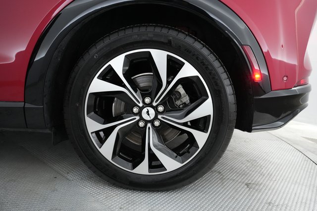 2023 Ford Mustang Mach-E — photo 7 of 22