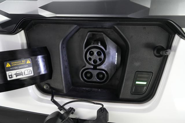 2023 Kia Niro EV — photo 8 of 21