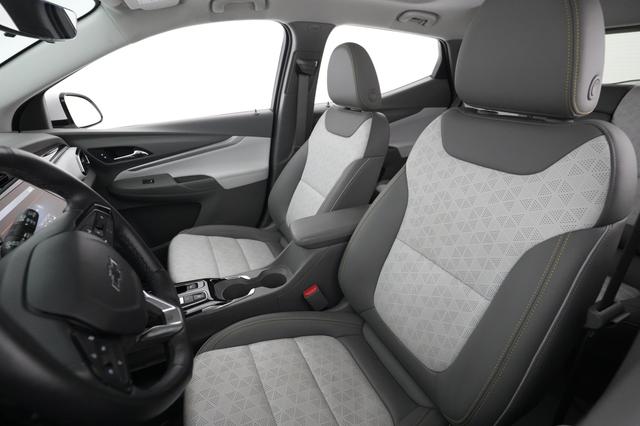 2022 Chevrolet Bolt EUV — photo 3 of 20