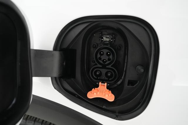 2022 Chevrolet Bolt EUV — photo 8 of 20