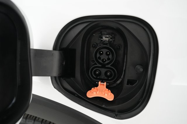 2022 Chevrolet Bolt EUV — photo 8 of 20