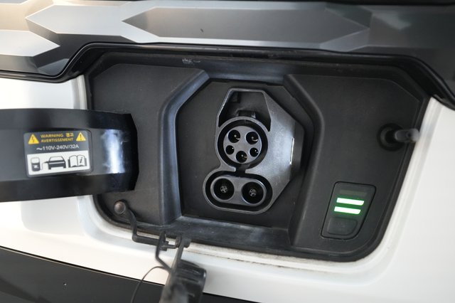 2024 Kia Niro EV — photo 8 of 22
