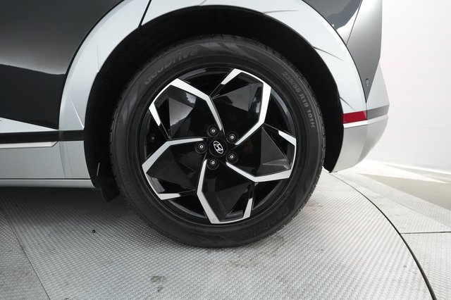 2022 Hyundai IONIQ 5 — photo 15 of 21