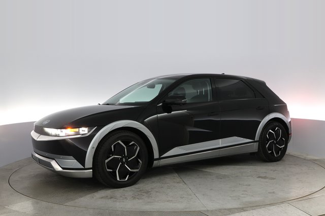 2022 Hyundai IONIQ 5 — photo 10 of 21