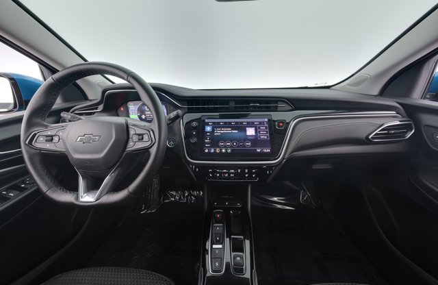2022 Chevrolet Bolt EUV — photo 21 of 23