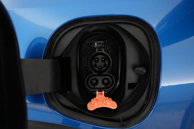 2022 Chevrolet Bolt EUV — photo 8 of 23