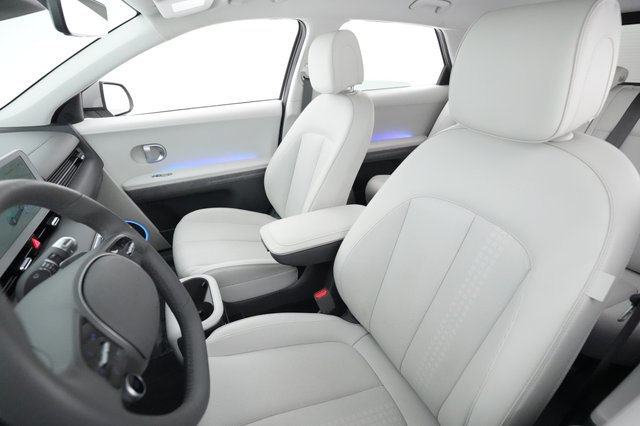 2023 Hyundai IONIQ 5 — photo 16 of 20