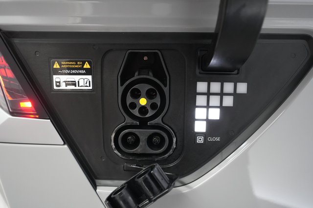 2023 Hyundai IONIQ 5 — photo 18 of 20