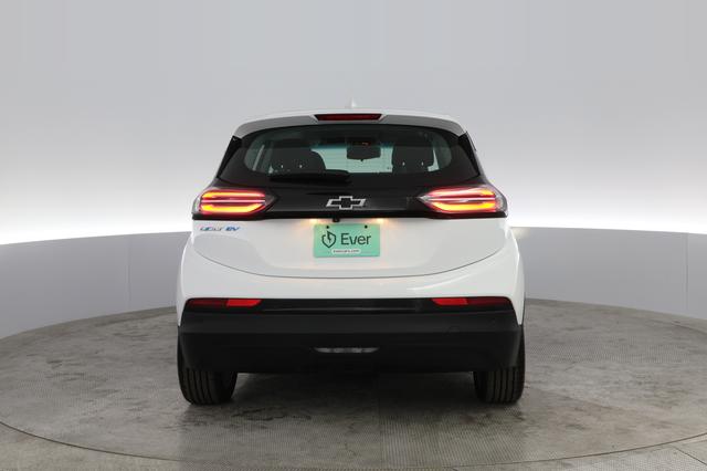 2023 Chevrolet Bolt EV — photo 8 of 19