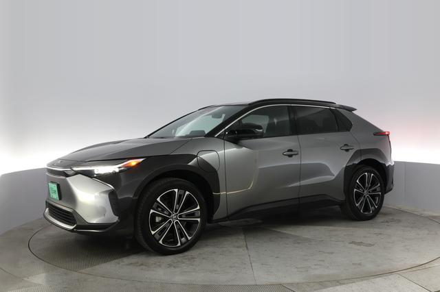 2023 Toyota bZ4X — photo 10 of 21