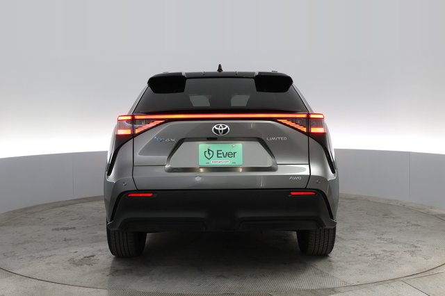2023 Toyota bZ4X — photo 14 of 21