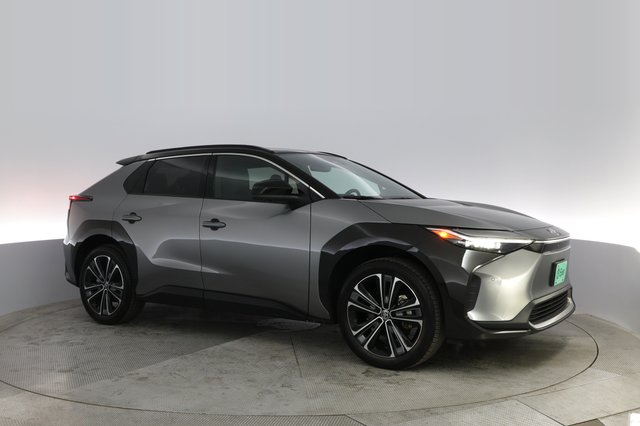 2023 Toyota bZ4X — photo 11 of 21