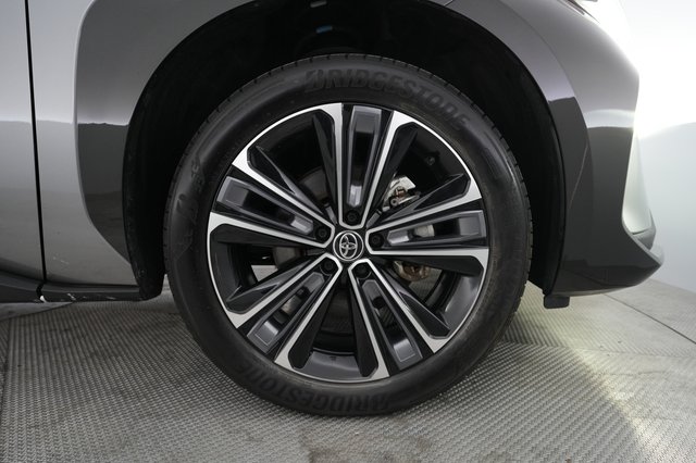 2023 Toyota bZ4X — photo 15 of 21