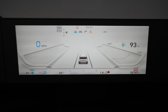 2022 Hyundai IONIQ 5 — photo 5 of 23