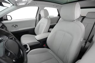 2022 Hyundai IONIQ 5 — photo 3 of 23