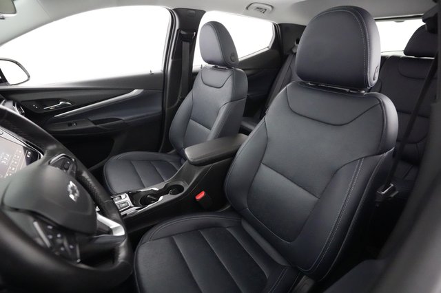 2022 Chevrolet Bolt EUV — photo 2 of 21