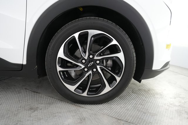 2022 Chevrolet Bolt EUV — photo 17 of 21