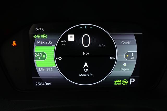 2022 Chevrolet Bolt EUV — photo 5 of 21