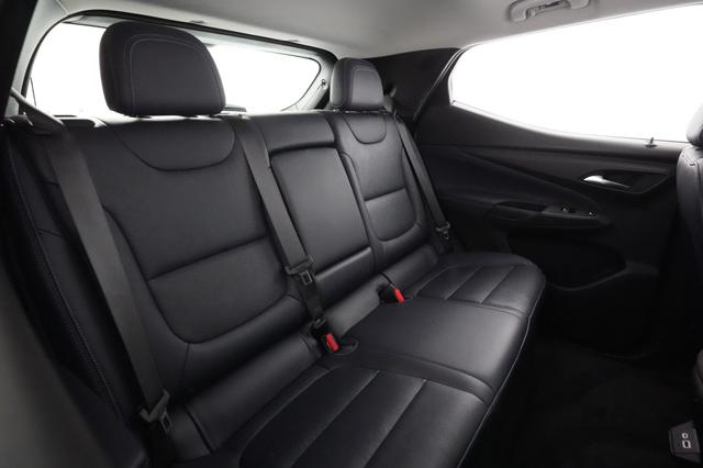 2022 Chevrolet Bolt EUV — photo 4 of 21