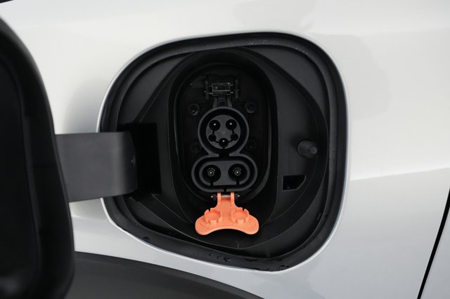 2022 Chevrolet Bolt EUV — photo 8 of 21