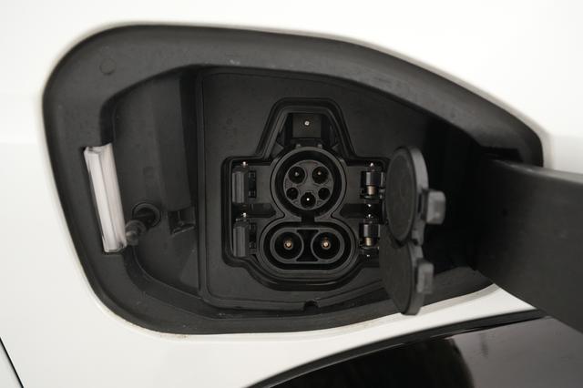 2023 Nissan Ariya — photo 8 of 20