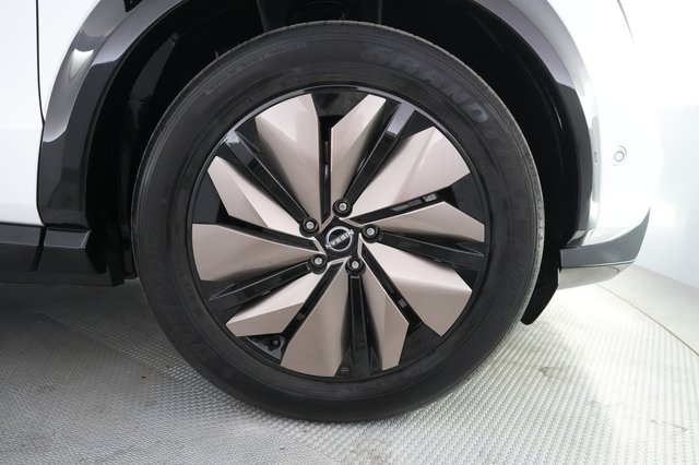 2023 Nissan Ariya — photo 16 of 20