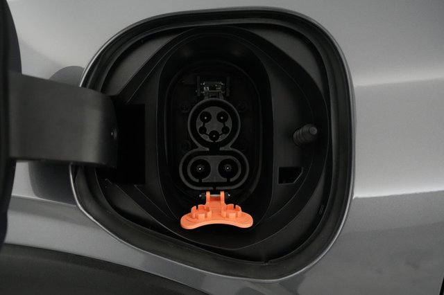 2022 Chevrolet Bolt EUV — photo 8 of 22