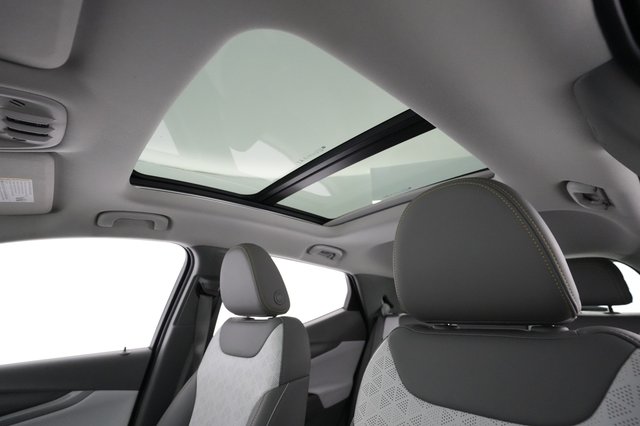 2022 Chevrolet Bolt EUV — photo 21 of 22
