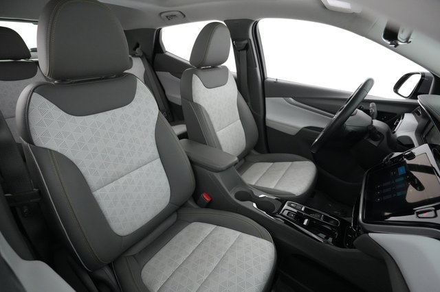 2022 Chevrolet Bolt EUV — photo 18 of 22