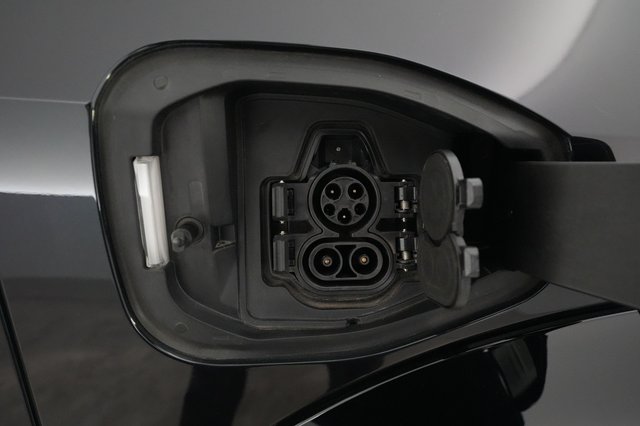 2023 Nissan Ariya — photo 8 of 21