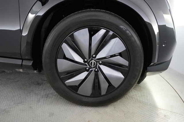 2023 Nissan Ariya — photo 17 of 21