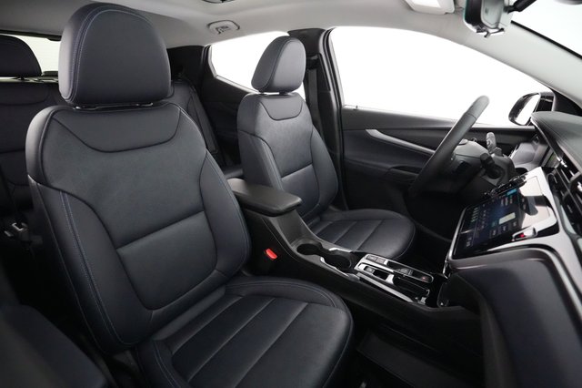2022 Chevrolet Bolt EUV — photo 18 of 22