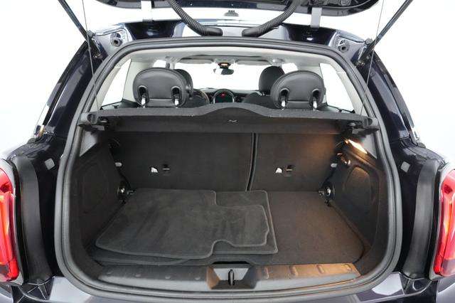 2023 MINI Cooper SE — photo 6 of 23